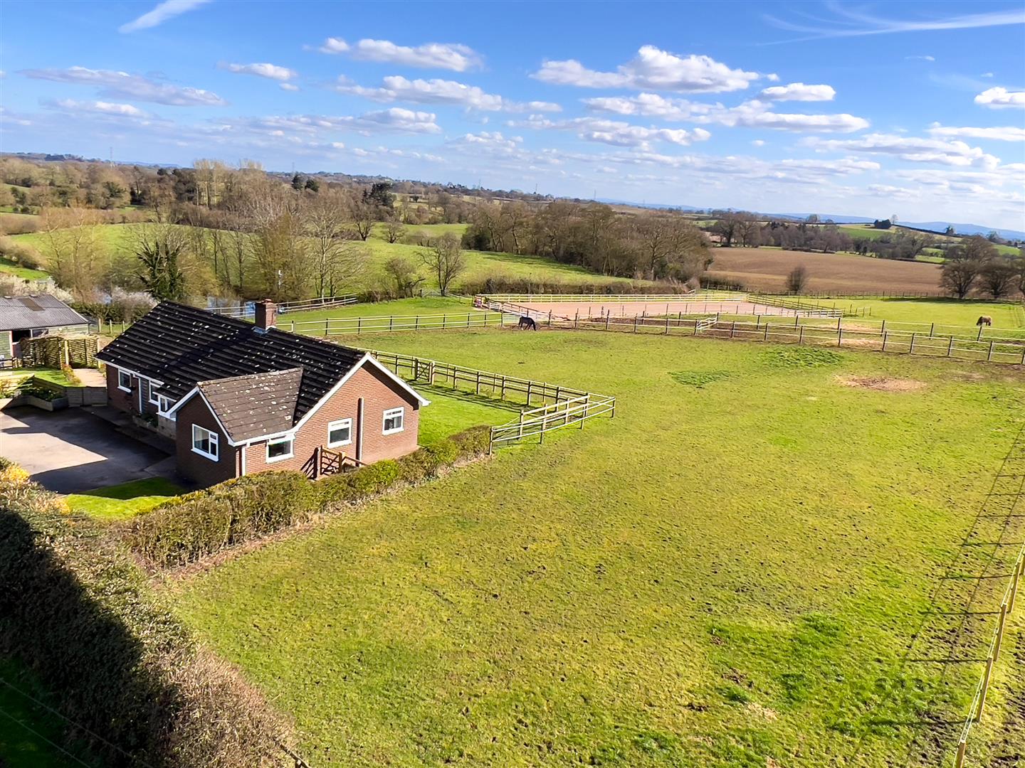 Trevwyn, St. Martins, Oswestry, SY11 3HW Estate Agents & Auctioneers